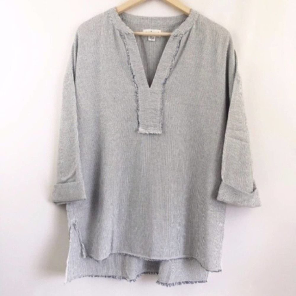 VELVET BY GRAHAM & SPENCER Drinn Split Neck Top - Picture 1 of 8